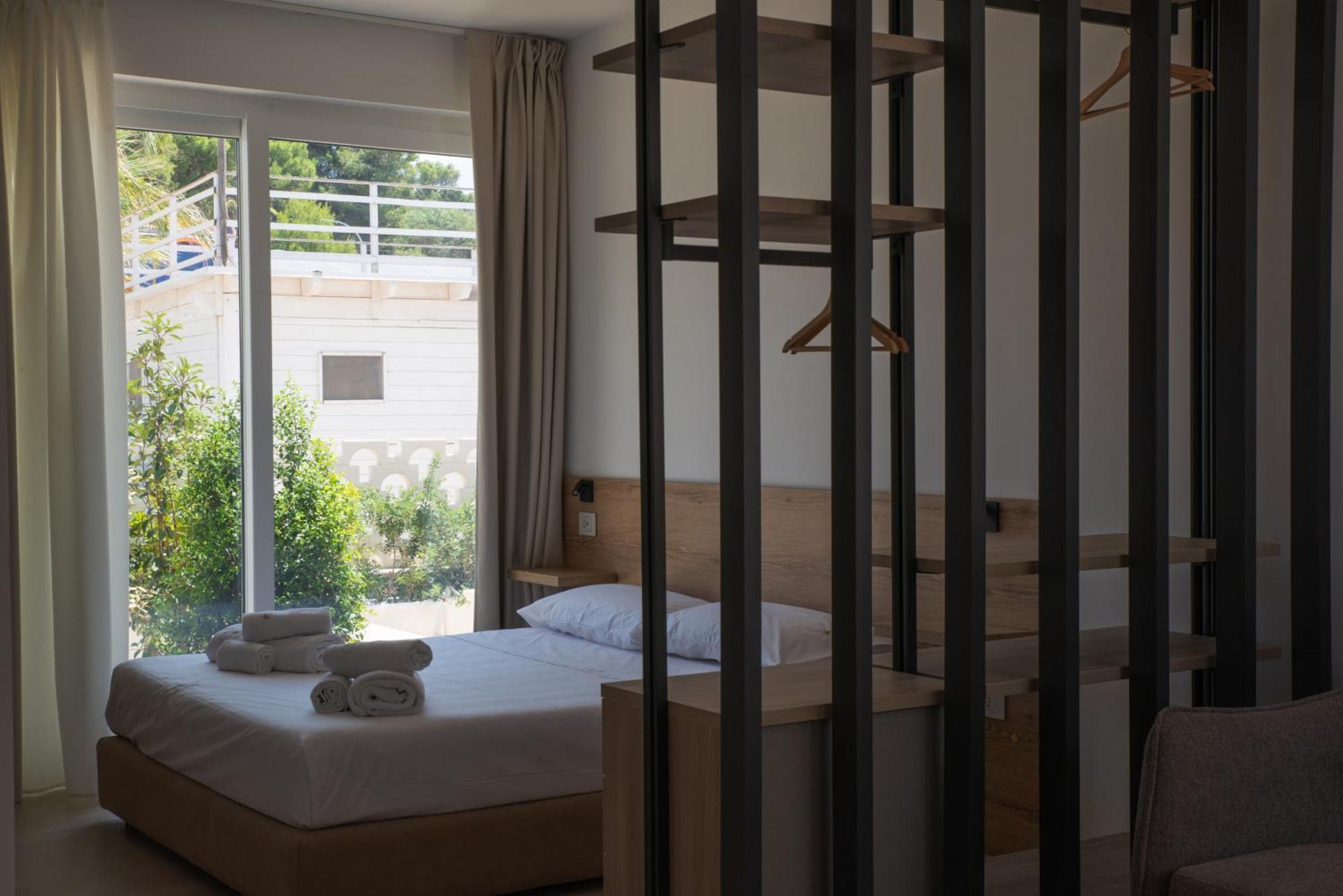 Montedarena Hotel Пульсано Экстерьер фото