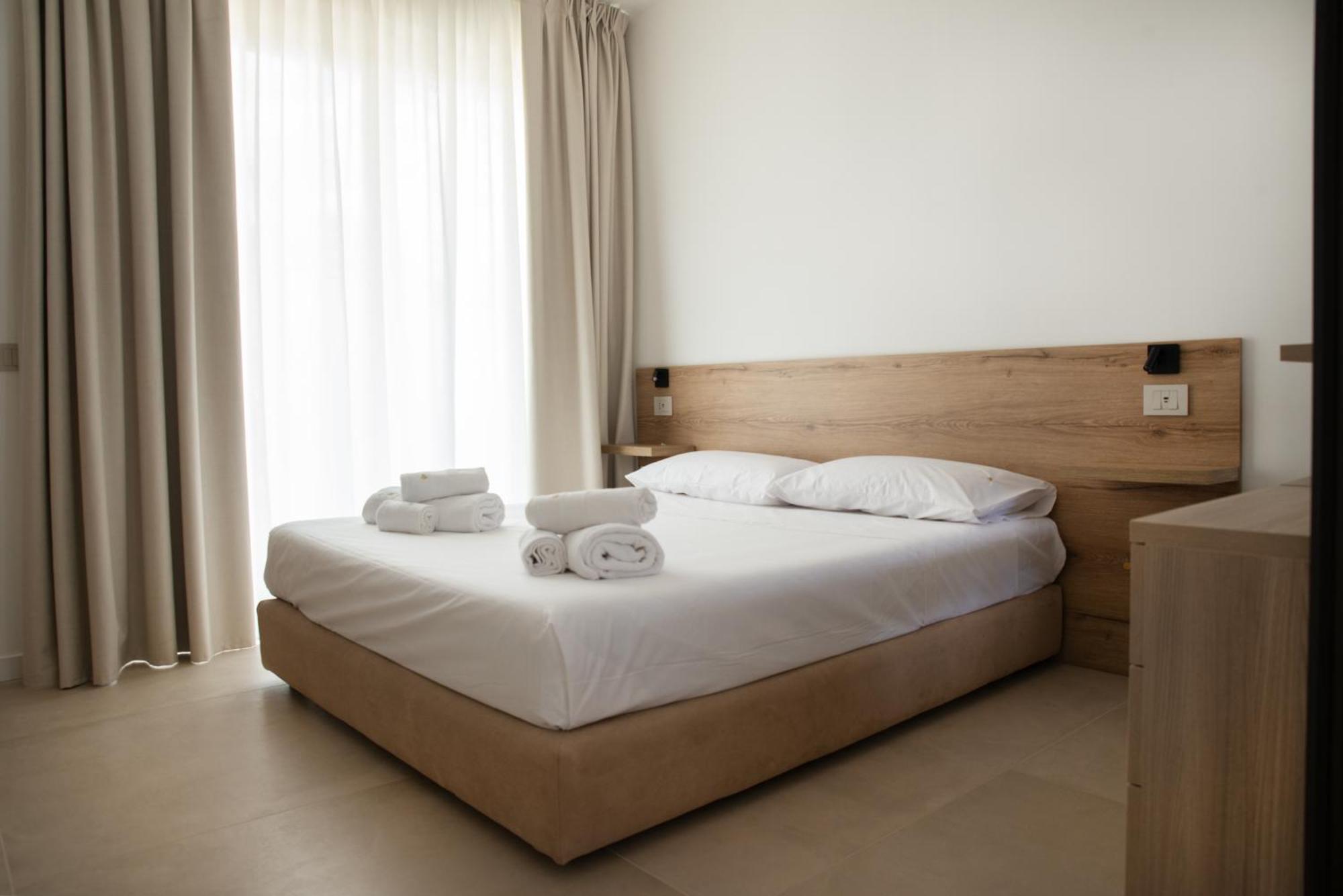 Montedarena Hotel Пульсано Экстерьер фото